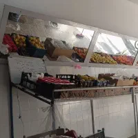 تخت و آینه میوه فروشی