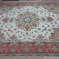 فرش ۱۲ متری سالم و تمیز