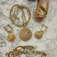 نیم ست و دستبند و انگشتر طلا فقط ۵ درصد
