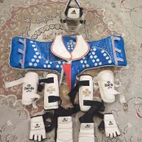 لـباس مبارزه تکواند‌و