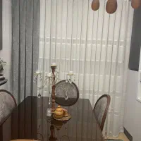 پرده در حد نو با والان و چوب پرده