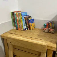 میز و صندلی چوبی