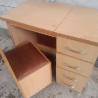 چرخ خیاطی وگلدوزی با میز
