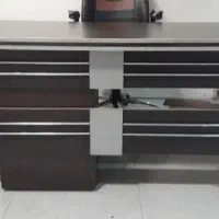 میز مدیرت با فایل سه کشو