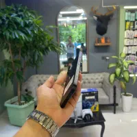 .Malek vip .iPhone 16|موبایل|نیشابور, فردوس شمالی|دیوار