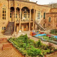 اجاره دو دهنه مغازه و کارگاه