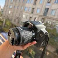 دوربین کنون700D