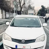 ماشین ام جی