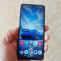 پوکو x3 nfc بدون ایراد