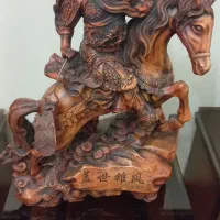 مجسمه وارداتی بزرگ به طول ۶۸ سانت