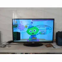 تلویزیون LED ۳۲ اینچ سالم وتمیز