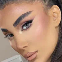 دوره آموزش میکاپ و شنیون از مبتدی تا حرفه ای