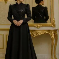لباس مجلسی پوشیده لعیا