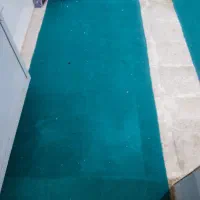 مقداری موکت سالم وتمیز