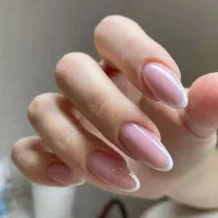 آموزش کاشت ناخن