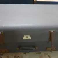 چمدان قدیمی