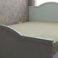 تخت دونفره سفید بدون خوشخواب|تخت و سرویس خواب|مشهد, کوه سنگی|دیوار