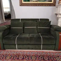 مبل راحتی تخت خوابشو در حد نو سالم تمیز