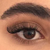 مژه کار هستم جویای سالن پر مشتری