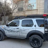 نیسان رونیز ۸۷