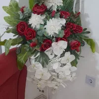 گل ارکیده و رز