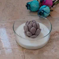 شمع پیرکس با گل نیلوفر(لوتوس)