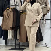 فروشنده پوشاک زنانه