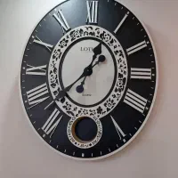 ساعت دیواری