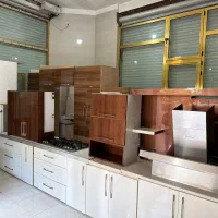 یک سرویس کابینت اشپزخانه های کلس همراه کمد دیواری
