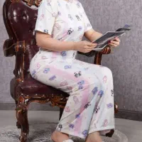 لباس داخل منزل