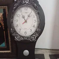 ساعت دیواری و تابلو در حد نو