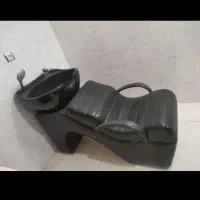 سرشور آرایشگاه در حدنو|آرایشگاه و سالن‌های زیبایی|قم, دروازه چوبی|دیوار