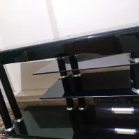 میز تلویزیون شیک شیشه ای