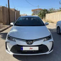 تویوتا کرولا 1800هیبرید تیپ پایونیر