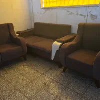 مبل۷نفره فقط دوتا مبل تعویض پارچه لازم داره