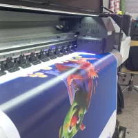 چاپ بنر و استیکر،کارت ویزیت،برش و حکاکی لیزر