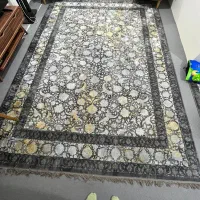 فرش دستبافت ۷۰۰ شانه کاملا نو و سالم