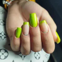 وسایل کاشت ناخن
