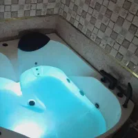 اجاره کوتاه مدت آپارتمان جکوزی دار (شاهین غرب)