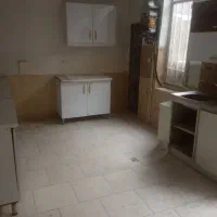 طبقه-همکف-حاشیه-خیابان-حشمت-داری-دوخواب