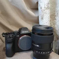 دوربین سونی R5 با لنز 35 جی مستر