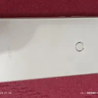 گوشی هونر جی هشت