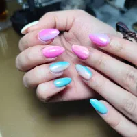 تخفیف ۳۰% خدمات ناخن و کاشت مژه (سلسبیل)