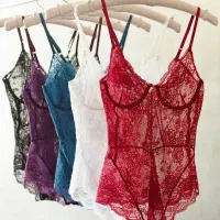 لباس زیر زنانه