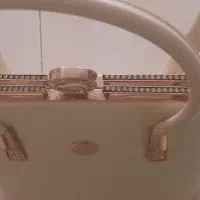 کیف رنگ کرمی