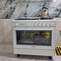 اجاق گاز فر اسنوا ۵شعله تر و تمیز سالم