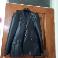 کت وشلوار در حد نو