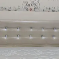 تخت و پاتختی