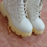 بوت و نیم بوت نو|کیف، کفش، کمربند|قم, باجک یک|دیوار