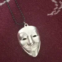 گردنبند قشنگ